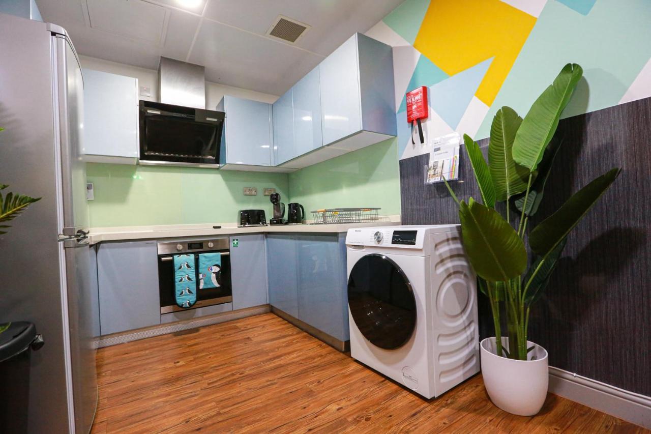 A102 Cheery Bright Loft Apartment Coventry Bagian luar foto